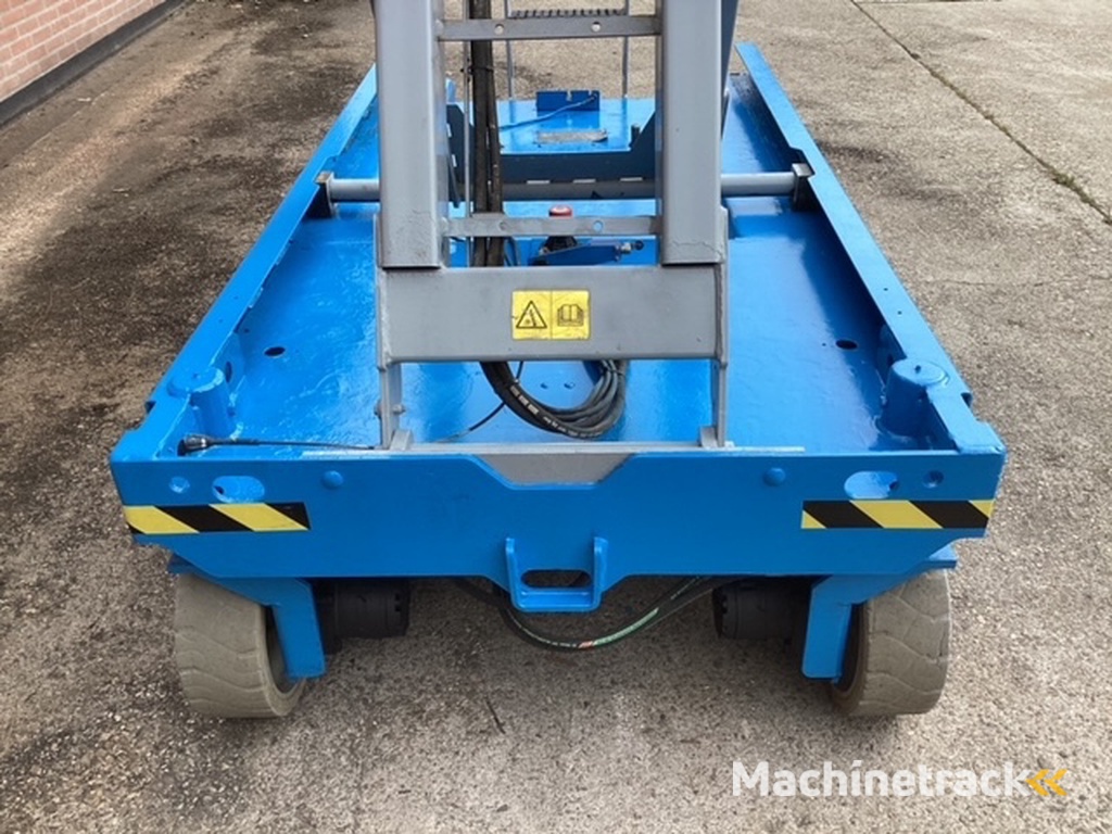 Schaarhoogwerker Genie GS2646 (2016, nieuwe batterijen)