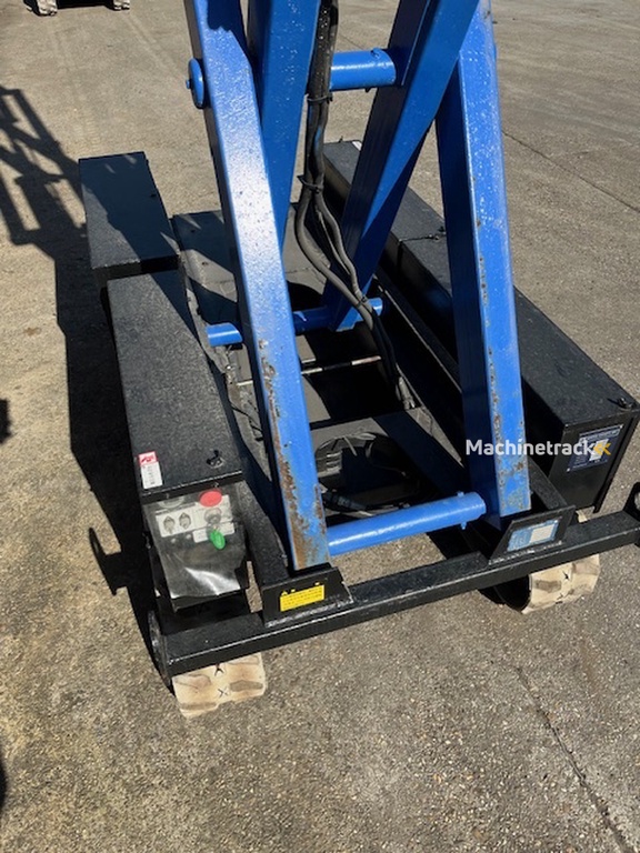 schaarhoogwerker Aichi RX07B