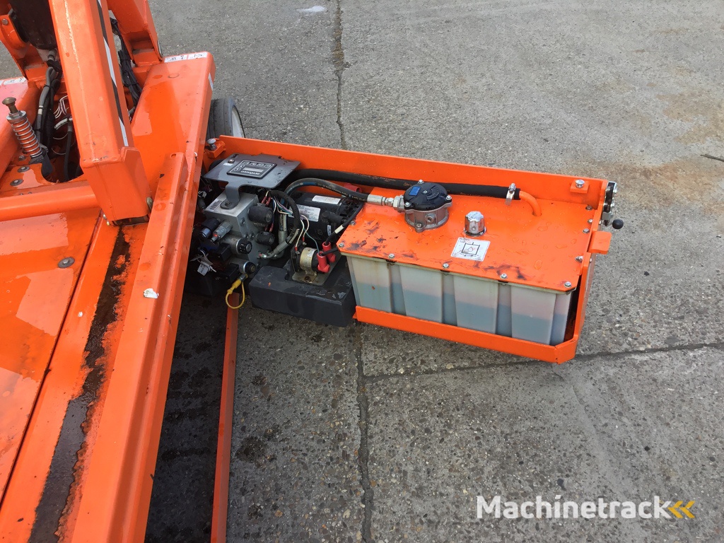 Scherebuhne Skyjack SJIII3220