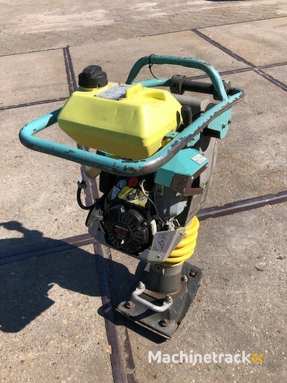 Gebruikte stamper AMMANN ATR68