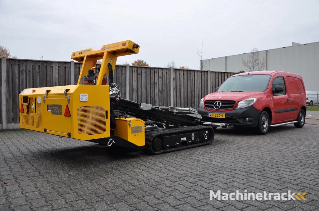 Towtrack benzine Rupsvoertuig - Caterpillar truck