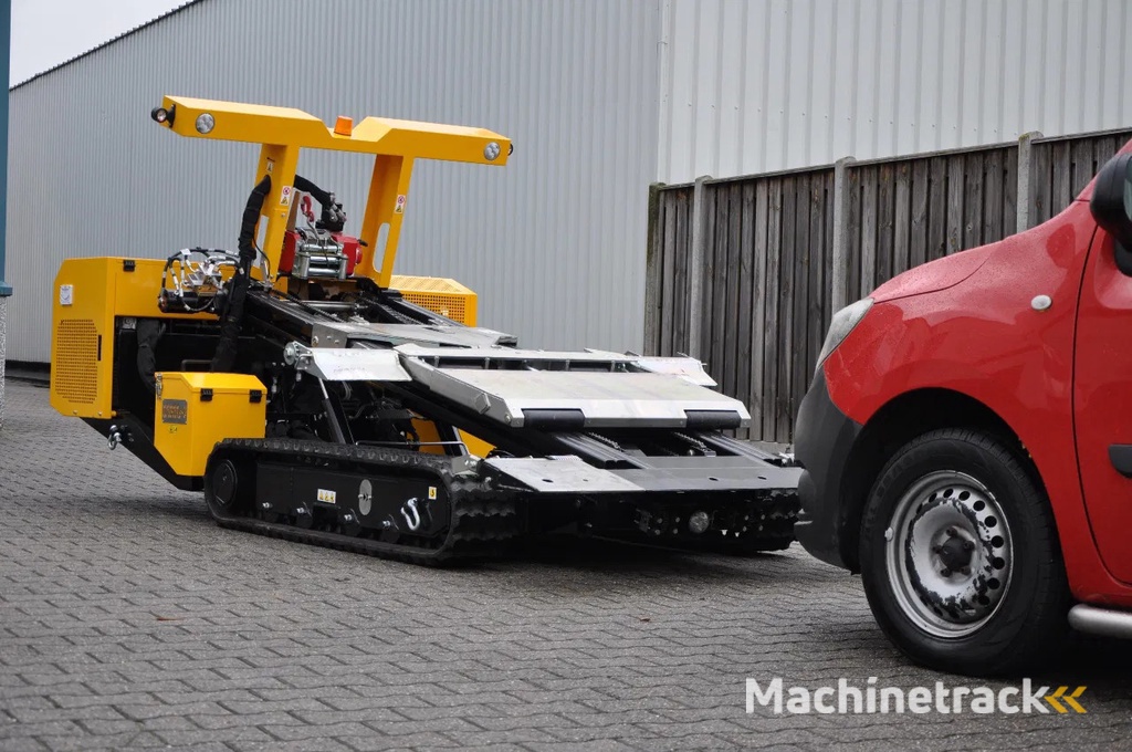 Towtrack benzine Rupsvoertuig - Caterpillar truck