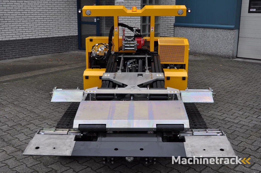 Towtrack benzine Rupsvoertuig - Caterpillar truck