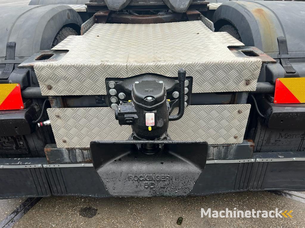 Mercedes-Benz Actros 4163 8x4/4 SLT