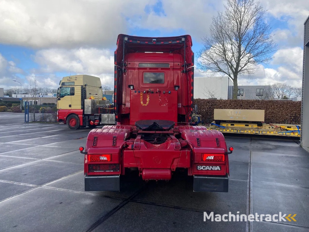 Scania R580 6×2 with Boogie Lift Axle