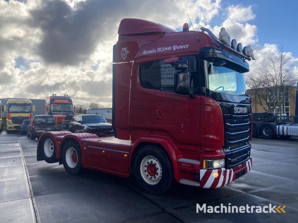 Scania R580 6×2 with Boogie Lift Axle