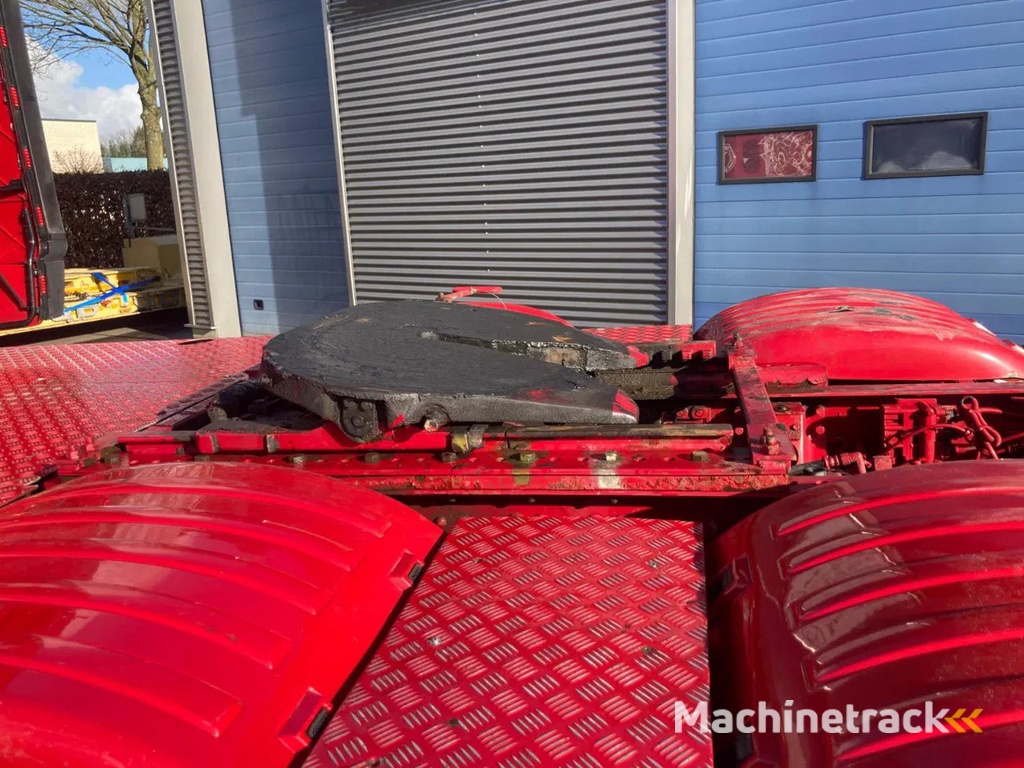 Scania R580 6×2 with Boogie Lift Axle