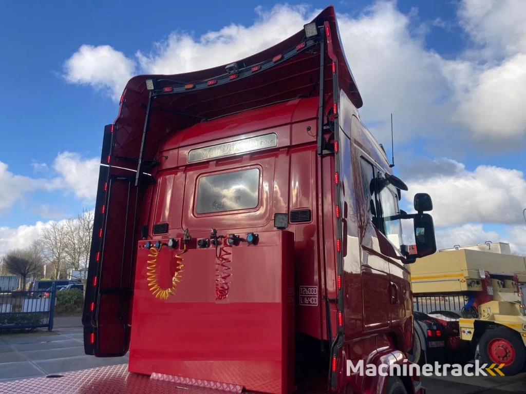 Scania R580 6×2 with Boogie Lift Axle