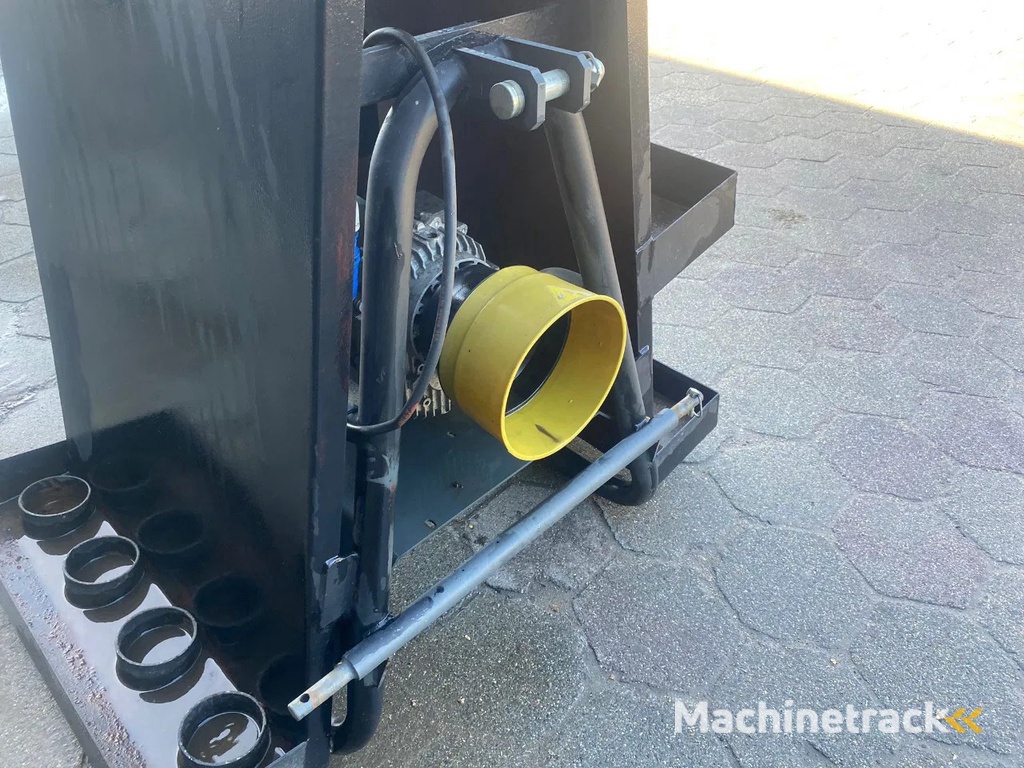 Eurotrac Aftakas-aangedreven aggregraat in aanbouwframe