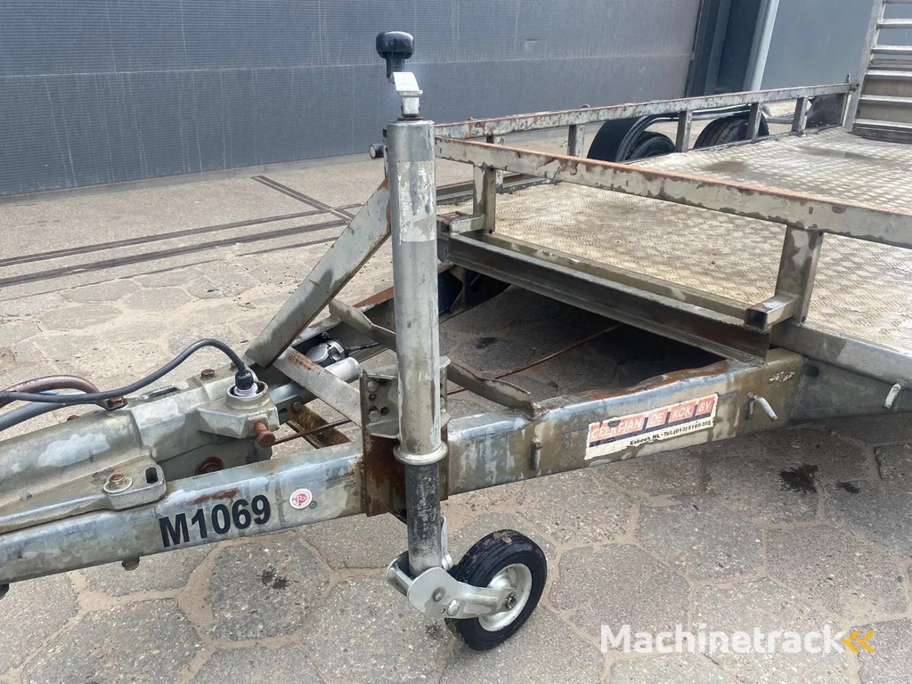 IFOR WILLIAMS tandemas machinetransporter
