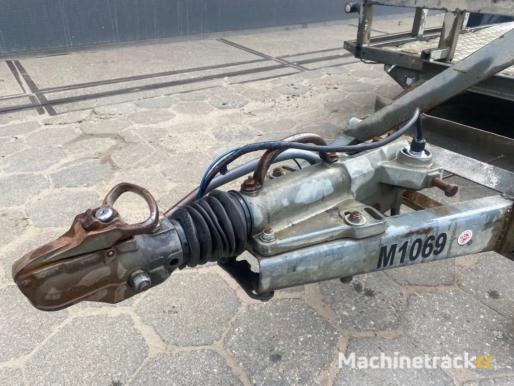 IFOR WILLIAMS tandemas machinetransporter