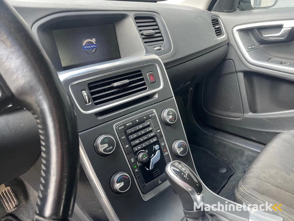 Volvo V60 .