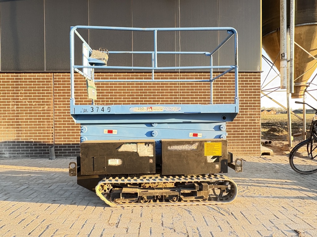 Hoogwerker rupshoogwerker aichi rx07 9m