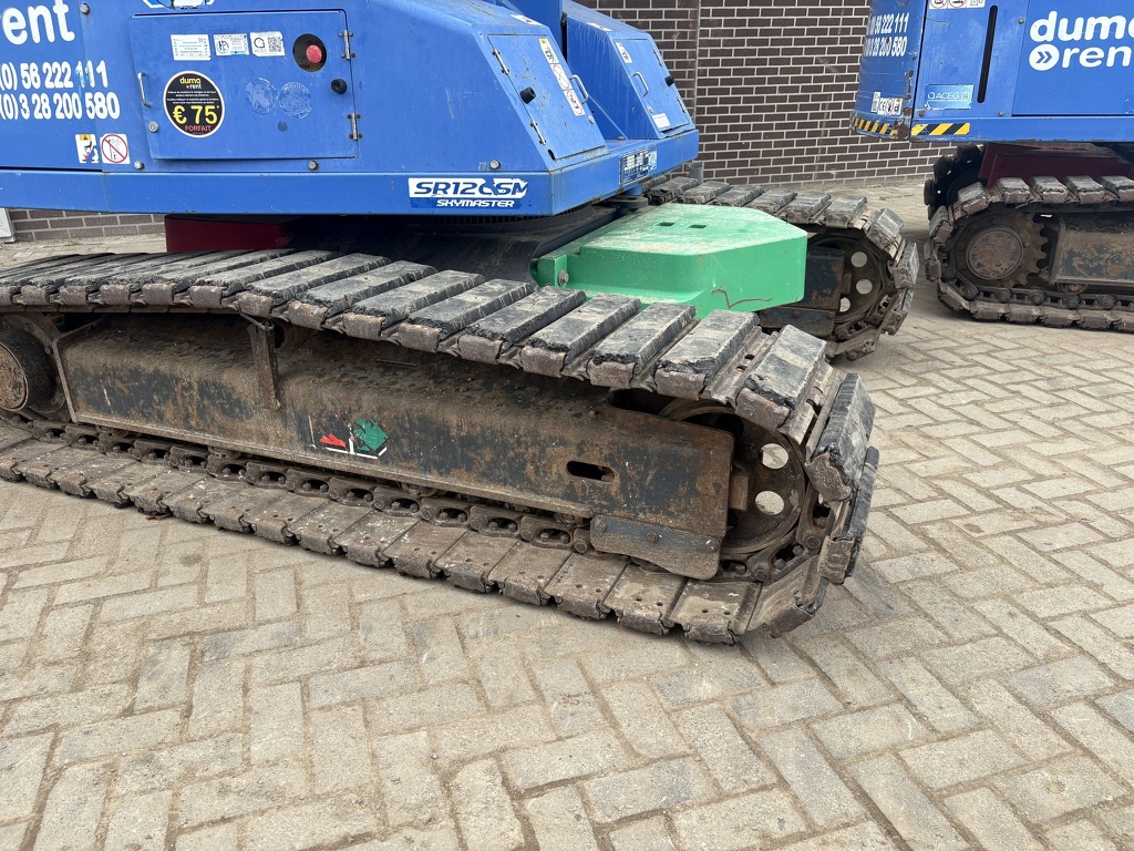 Hoogwerker aichi sr12c1sm rupshoogwerker