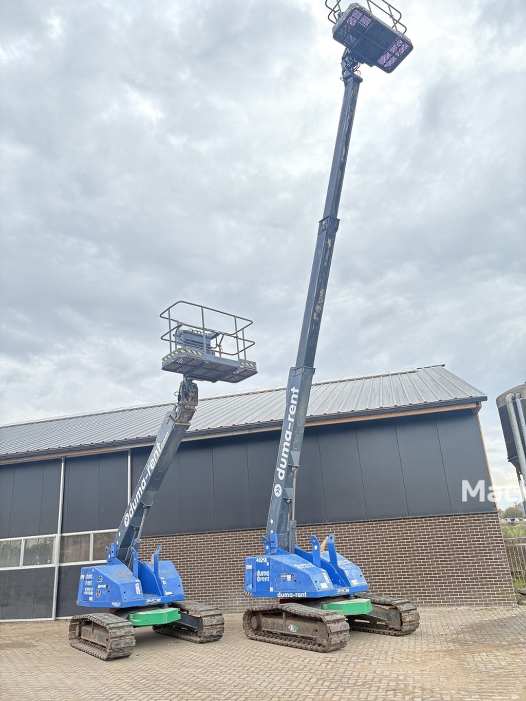 Hoogwerker aichi sr12c1sm rupshoogwerker