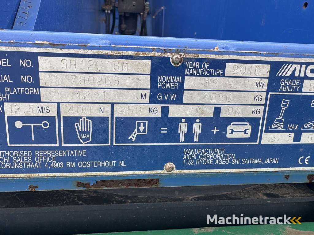 Hoogwerker aichi sr12c1sm rupshoogwerker