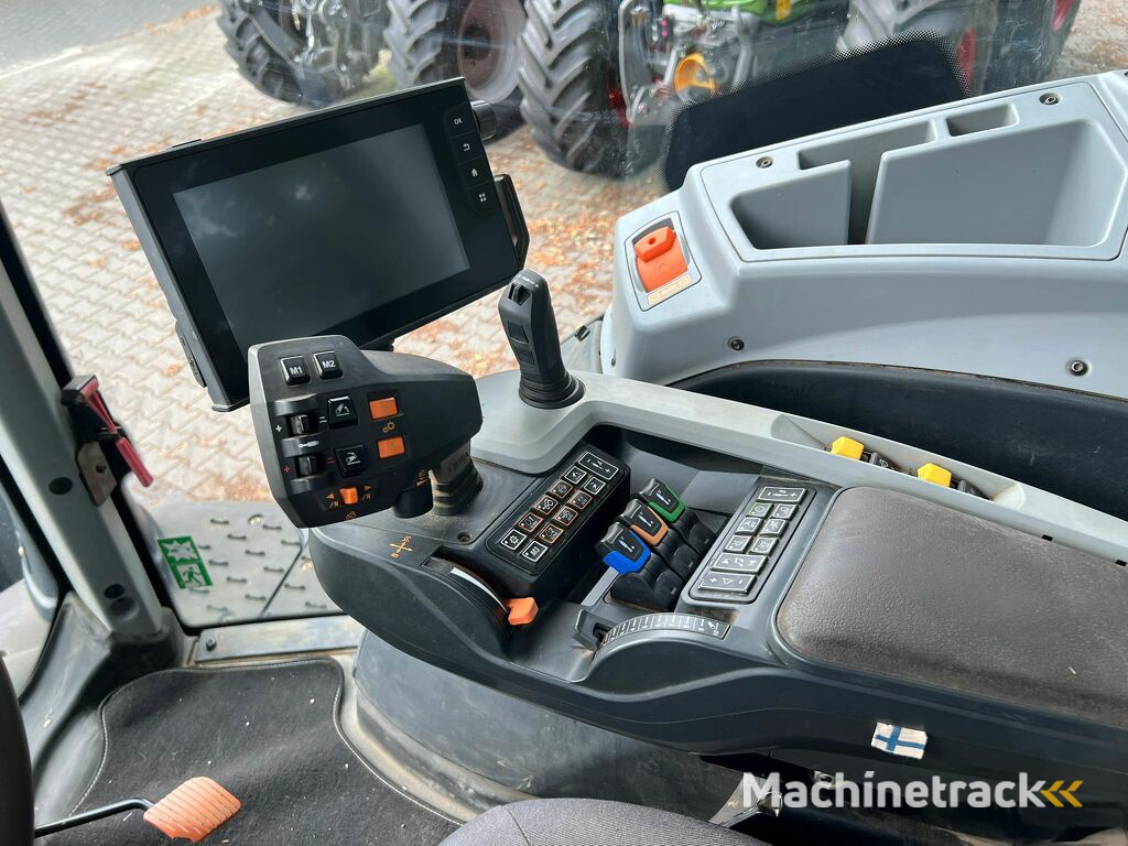 Valtra T174 Versu