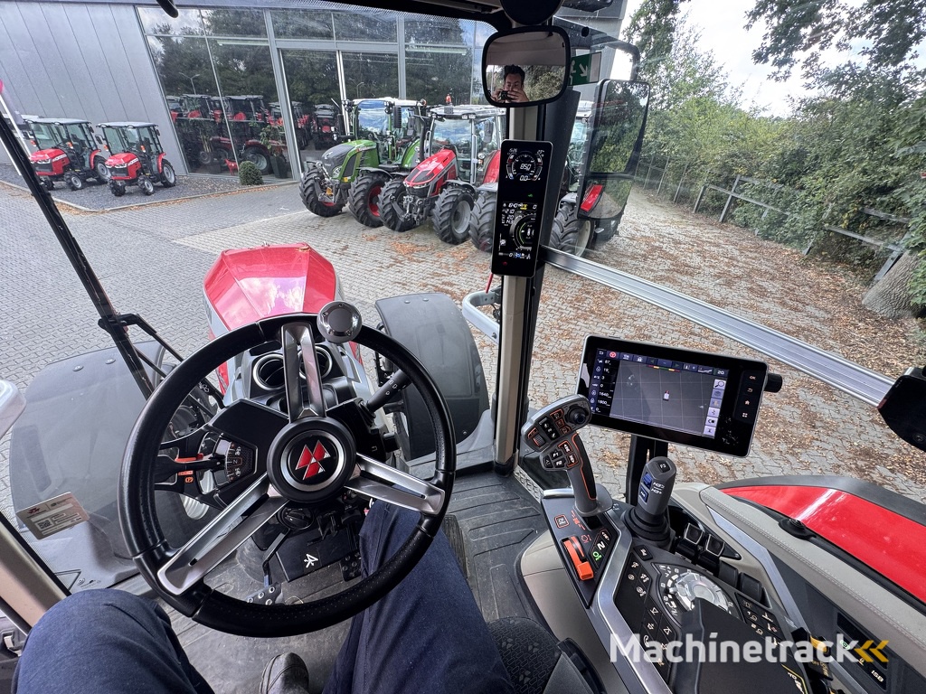 Massey Ferguson 8s.205 Dyna7 Exclusive