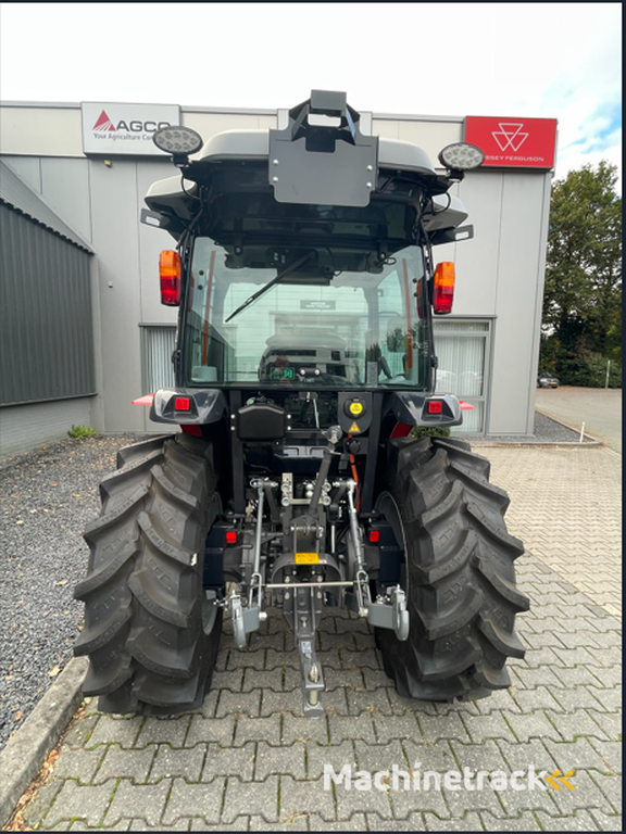 Massey Ferguson e1700 HC