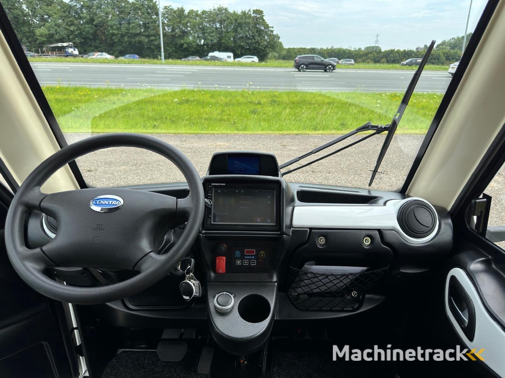 Cenntro C500 | Electric | Lithium | Rolzeilen box met stelling en deuren aan de achterkant | range van 100 km