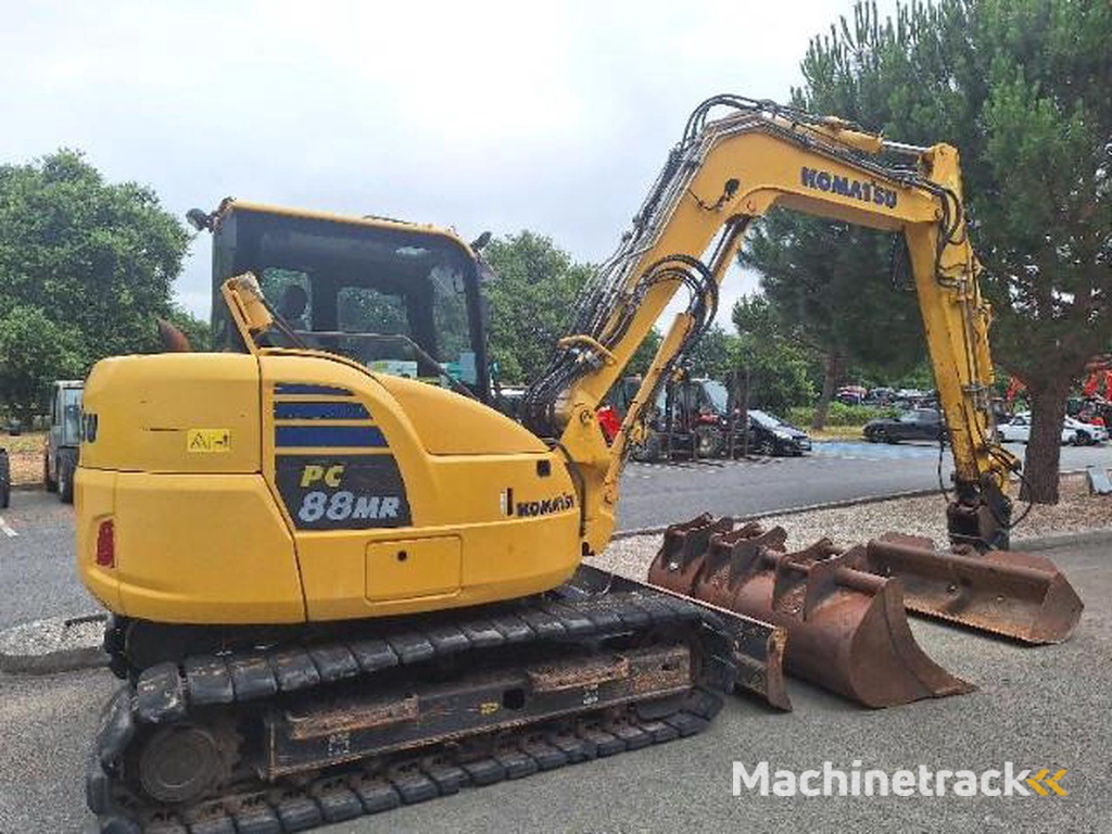 Komatsu PC88MR10