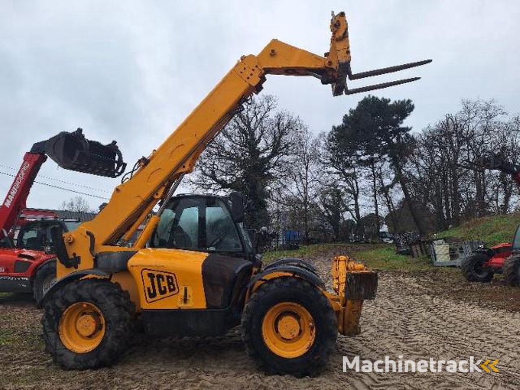 JCB 533-105