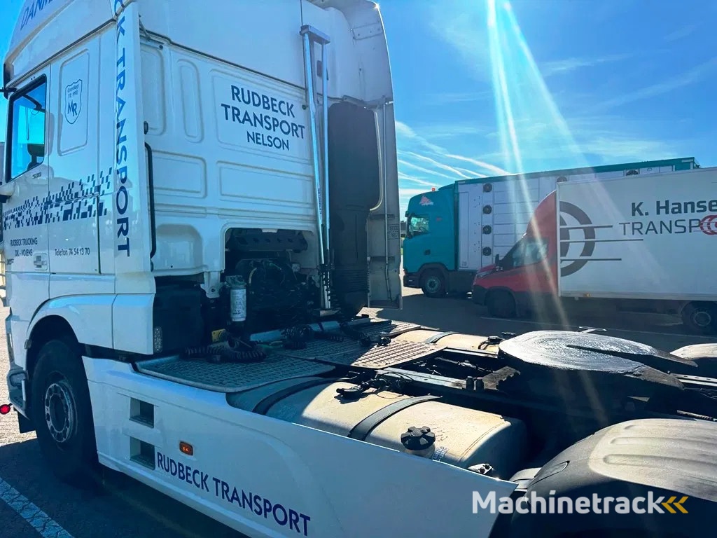 DAF XF 530 god  tractor unit