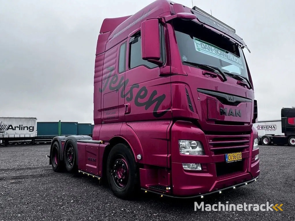 MAN TGX 26.510 2stk . Special interior. pusher 6x2/2.