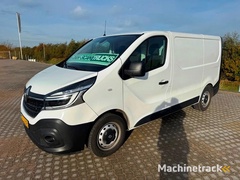 renault-trafic-box