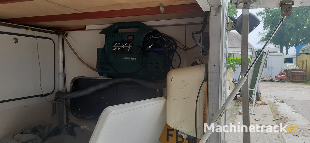 Mercedes  508D 5ton camper