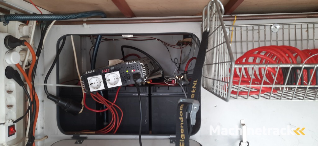 Mercedes  508D 5ton camper