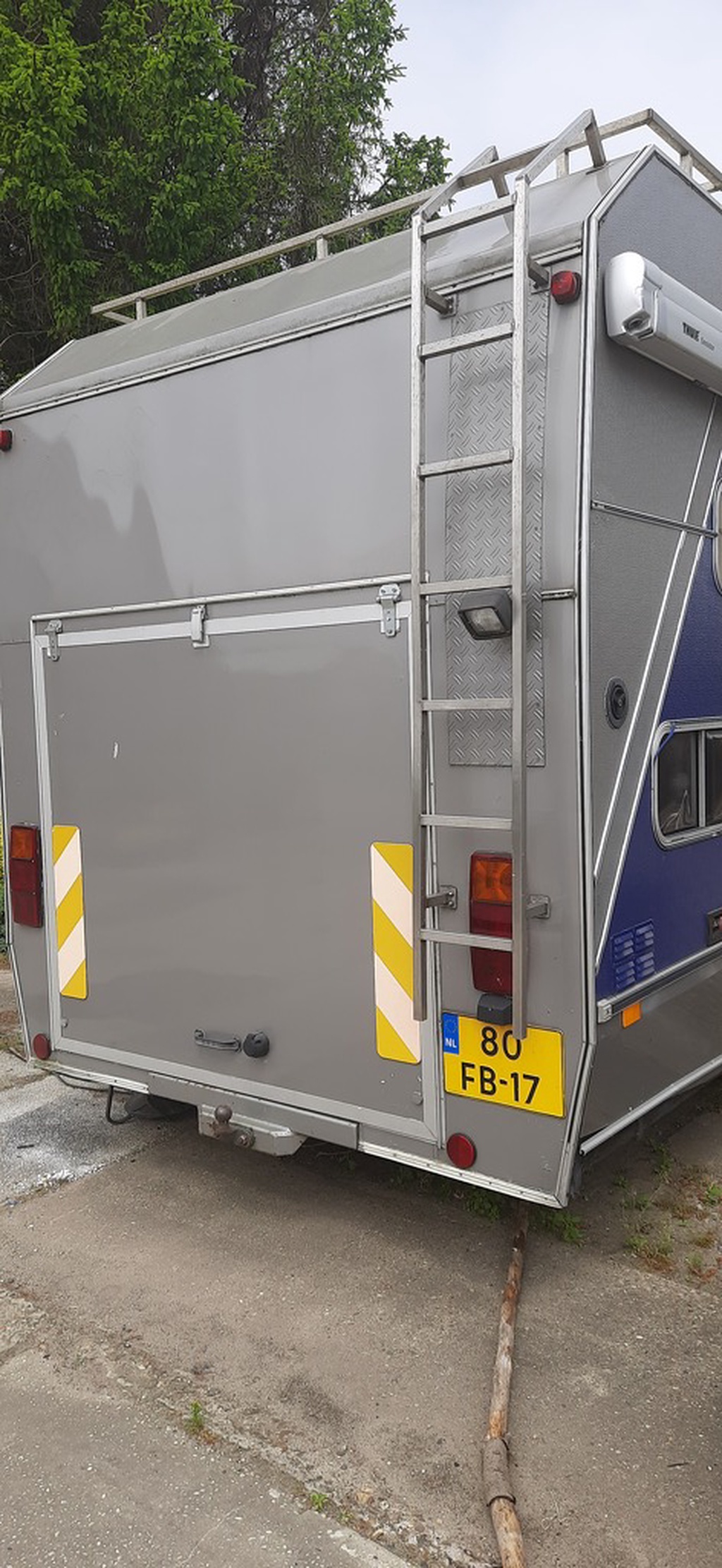 Mercedes  508D 5ton camper