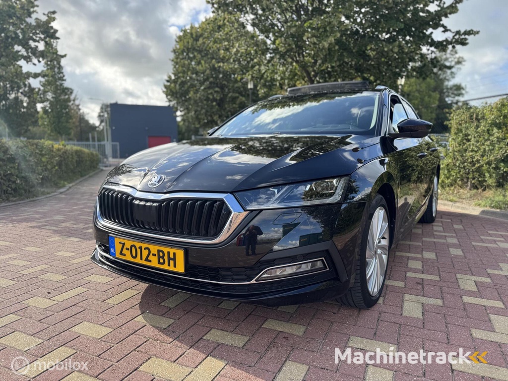 Skoda Octavia Combi 1.4 TSI iV PHEV Sportline Schuifdak / Bomvol