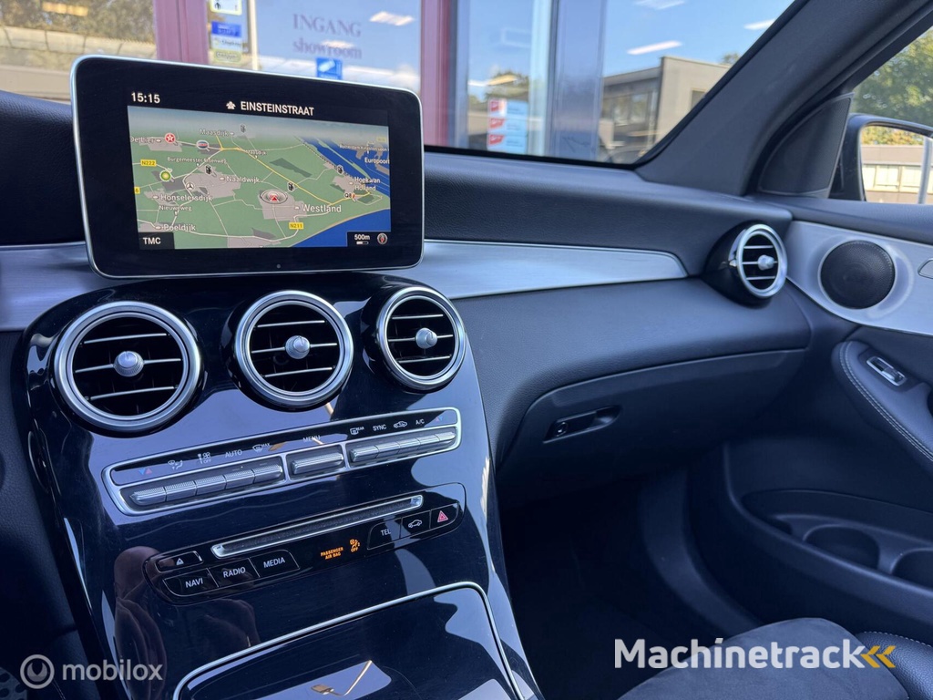 Mercedes GLC-klasse 250 4MATIC AMG/ Night pakket / Schuifdak