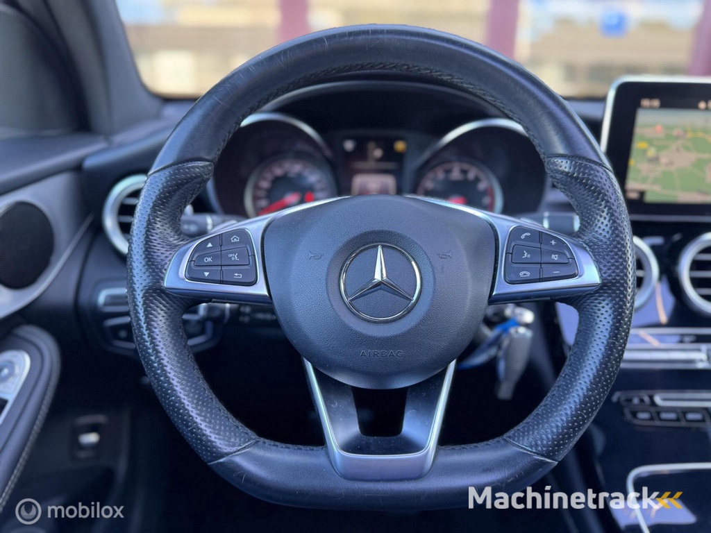 Mercedes GLC-klasse 250 4MATIC AMG/ Night pakket / Schuifdak