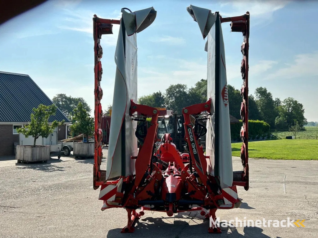 Kuhn GMD 9530 & GMD 3125 F-FF Triple maaier Vlindermaaier Schijvenmaaier