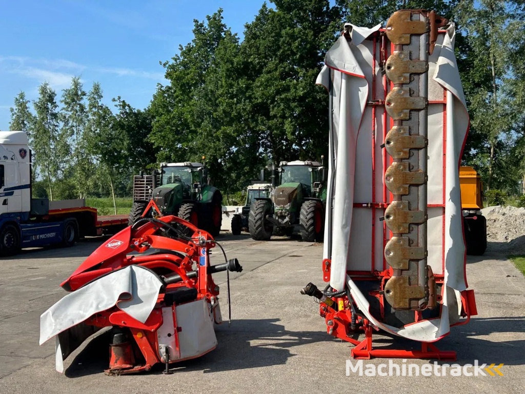 Kuhn GMD 9530 & GMD 3125 F-FF Triple maaier Vlindermaaier Schijvenmaaier