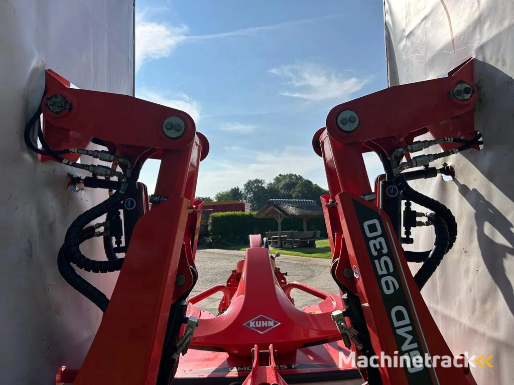 Kuhn GMD 9530 & GMD 3125 F-FF Triple maaier Vlindermaaier Schijvenmaaier