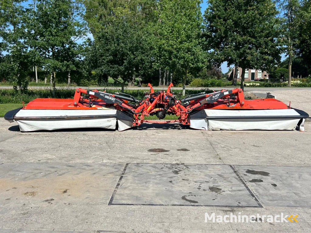 Kuhn FC 9530 D Lift control Kneuzer triple maaier
