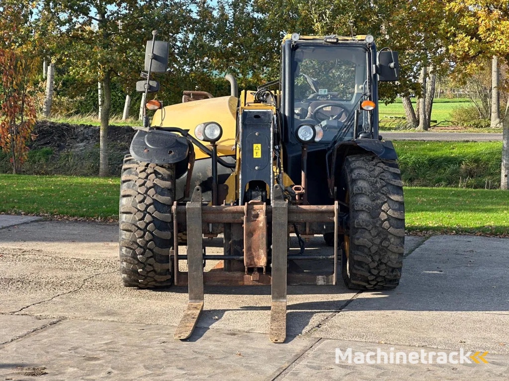 Caterpillar TH 407 verreiker