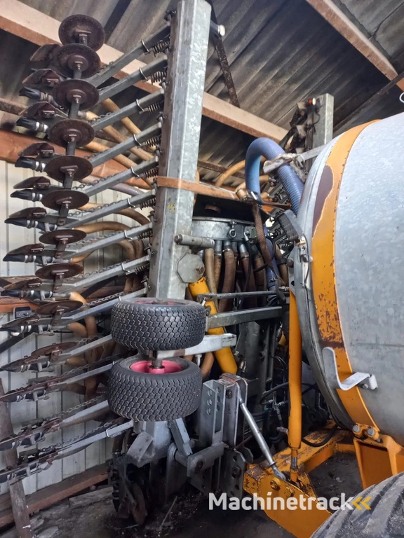 Veenhuis VMB 7500 + bemester slootsmid