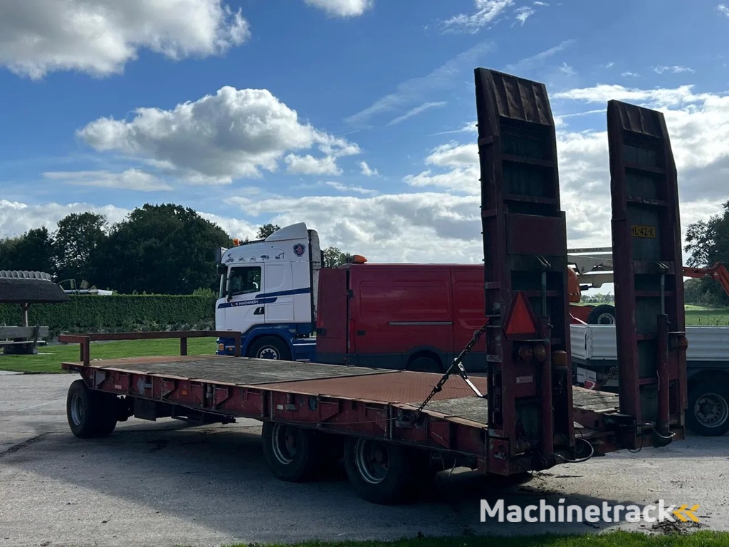 Nooteboom 3 asser Dieplader Rampen Landbouwkenteken semi trailer