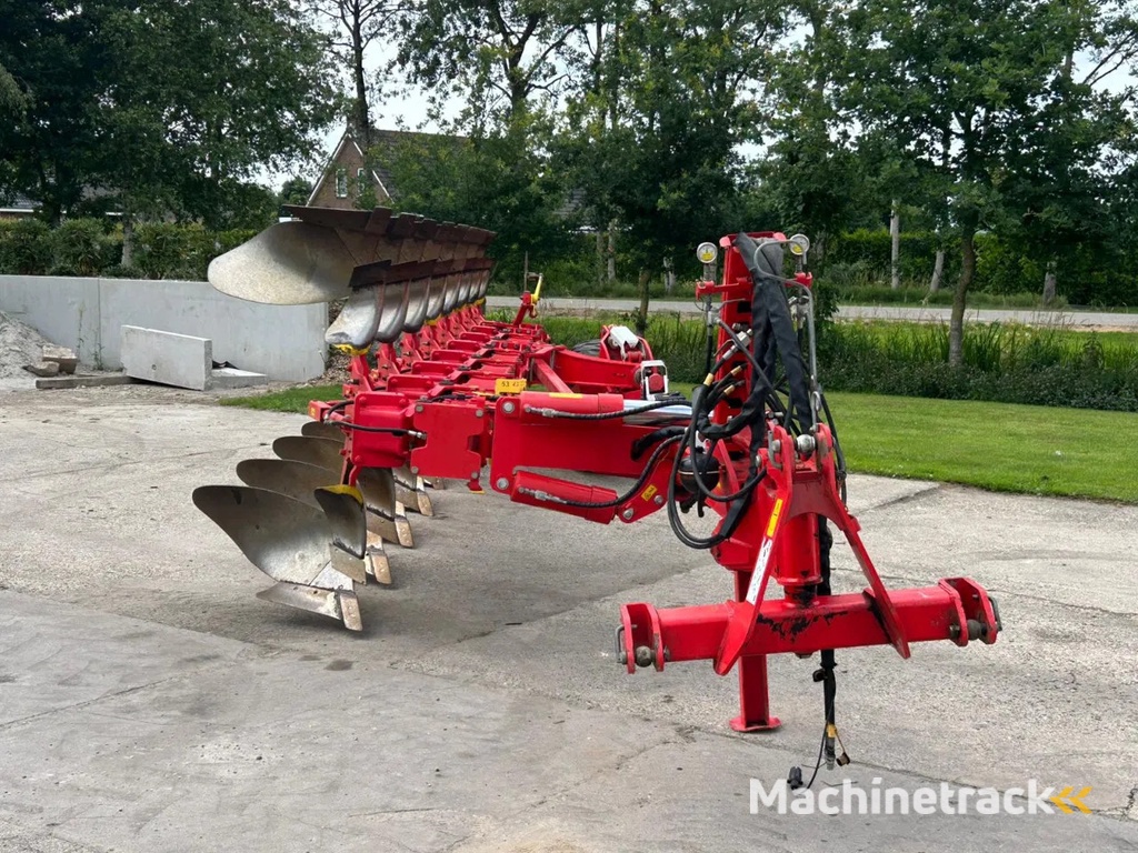 Pottinger S 650 P N 8 schaar wentelploeg Ploeg Getrokken ploeg