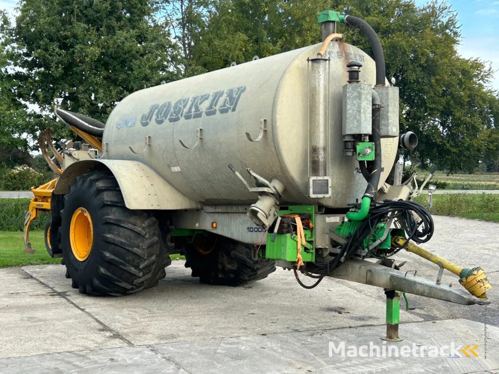 Joskin Cobra 10 m3 + Bouwlandbemester vacuumtank mesttank