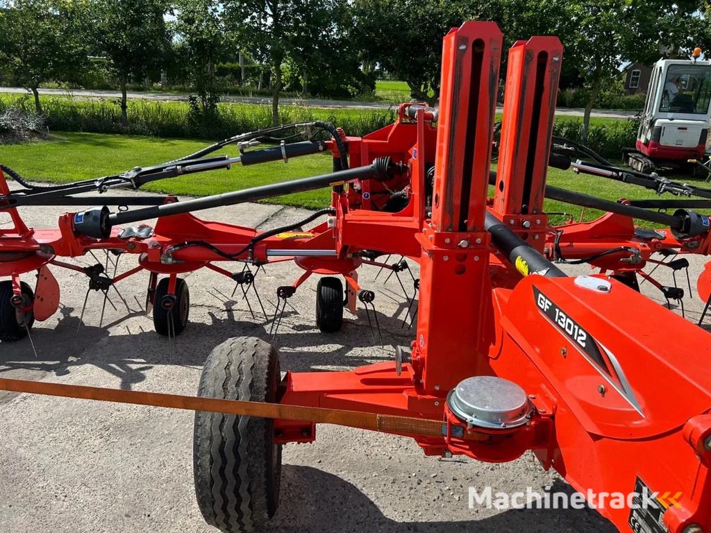 Kuhn GF 13012 Schudder Getrokken 13.00 meter
