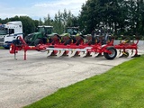 Thumbnail of Pottinger S 650 P N 8 schaar wentelploeg Ploeg Getrokken ploeg