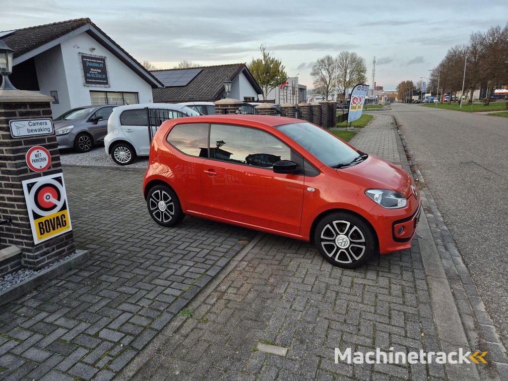 Volkswagen Up! 1.0 GROOVE UP! BlueM  AIRCO|NAV|LM|CRUISE|PDC