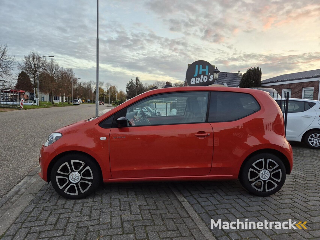 Volkswagen Up! 1.0 GROOVE UP! BlueM  AIRCO|NAV|LM|CRUISE|PDC