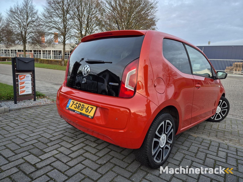 Volkswagen Up! 1.0 GROOVE UP! BlueM  AIRCO|NAV|LM|CRUISE|PDC