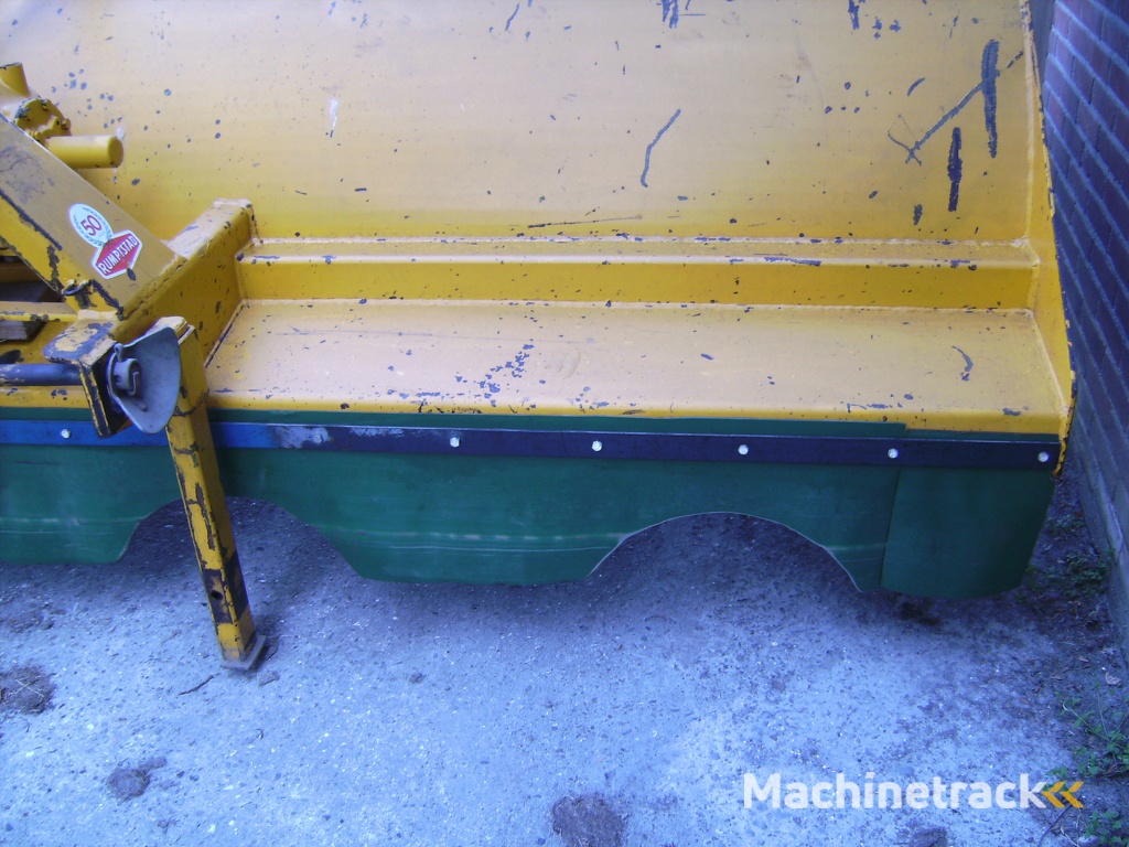 Rumptstad front loofklapper